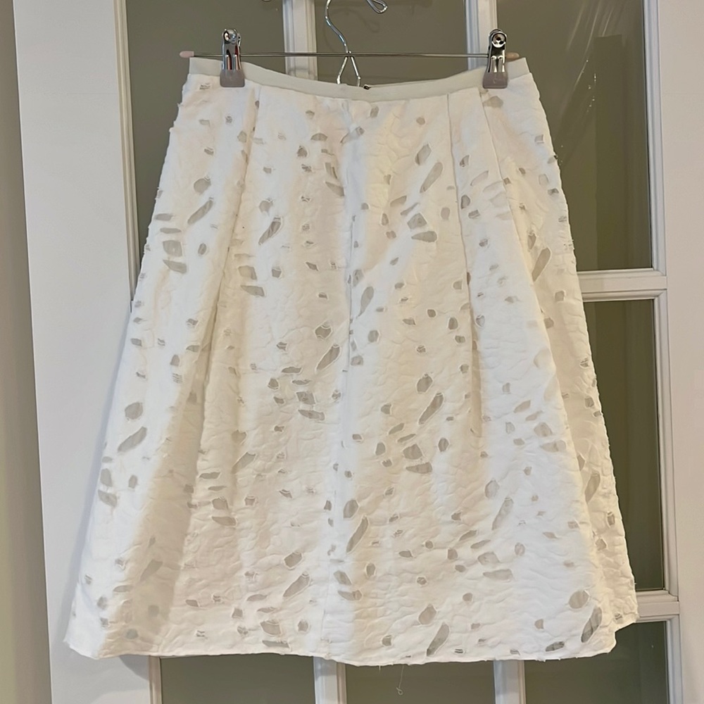 T Tahari white skirt